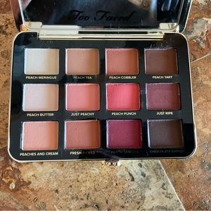 Too Faced Just Peachy Mattes